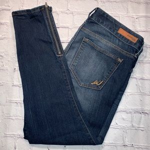 EXPRESS Ankle Legging Jeans w/Ankle Zippers